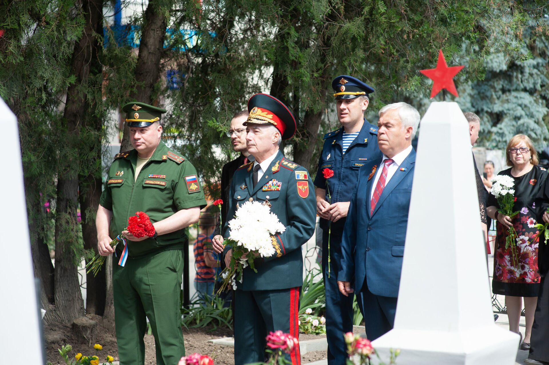 В Корнештах открыли два памятника воинам, погибшим в ВОВ - Sputnik Moldova, 1920, 20.07.2021