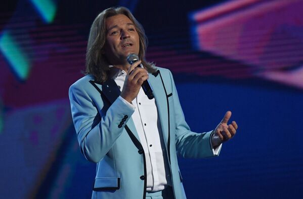 Дмитрий Маликов выступает на концерте-закрытии музыкального фестиваля Жара. - Sputnik Молдова