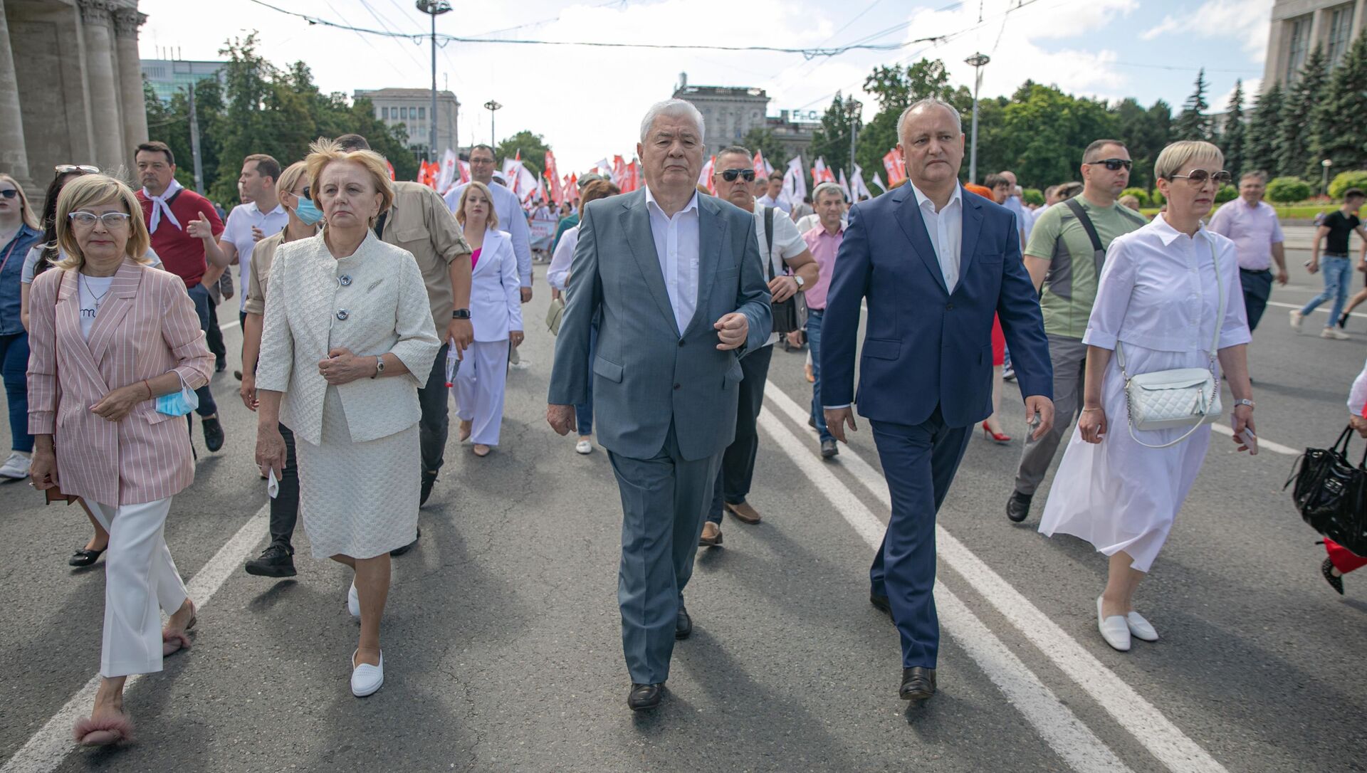 Марш сторонников Блока коммунистов и социалистов - Sputnik Moldova, 1920, 11.07.2021