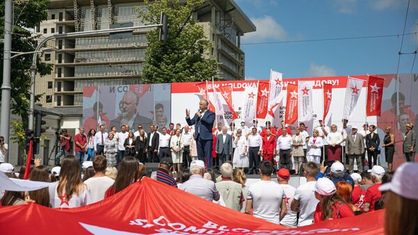 Марш сторонников Блока коммунистов и социалистов - Sputnik Moldova
