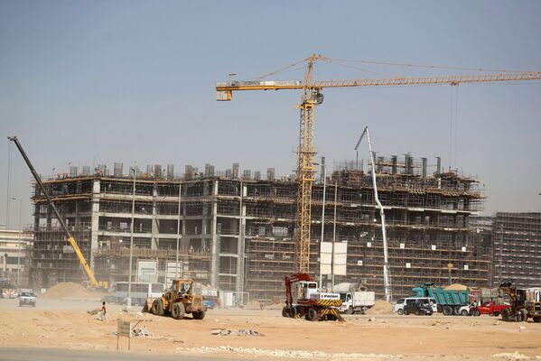 Vedere generală a clădirilor în construcție în Noua Capitală Administrativă, la est de Cairo, Egipt - Sputnik Moldova-România