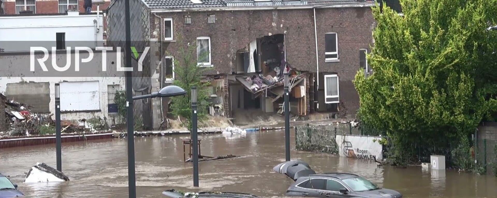 Belgium: We are losing everything - locals as heavy flooding hits Liege province - Sputnik Молдова, 1920, 16.07.2021