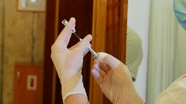 A început vaccinarea cu rapelul Sputnik V - Sputnik Moldova