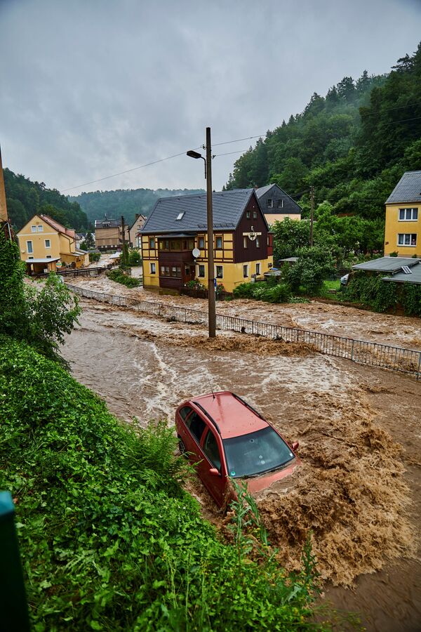 Inundații în Elveția saxonă - Sputnik Moldova-România