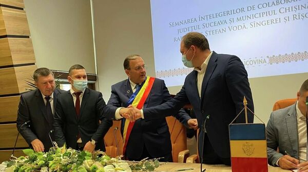 Acorduri de înfrățire dintre Primăria municipiul Chișinău și autoritățile locale din România. - Sputnik Moldova-România