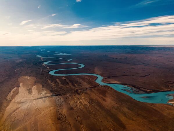 Снимок Flight from Iguazu фотографа из США Lizhi Wang, занявший 1-е место в номинации Landscape конкурса IPPAWARDS 2021 - Sputnik Молдова