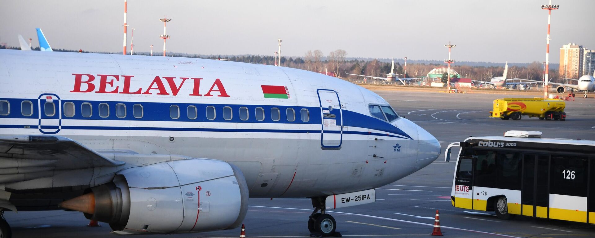 Самолет Boeing 737-500 авиакомпании Белавиа в международном аэропорту Внуково имени А. Н. Туполева - Sputnik Молдова, 1920, 12.11.2021