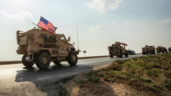 Колонна военных автомобилей США, прибывающая из северного Ирака - Sputnik Молдова