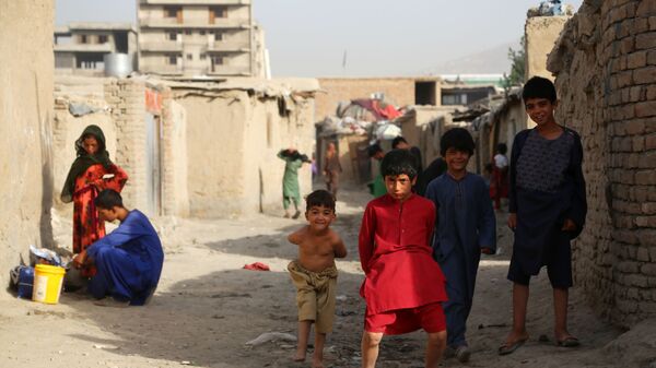 Дети на одной из улиц Кабула в Афганистане - Sputnik Молдова