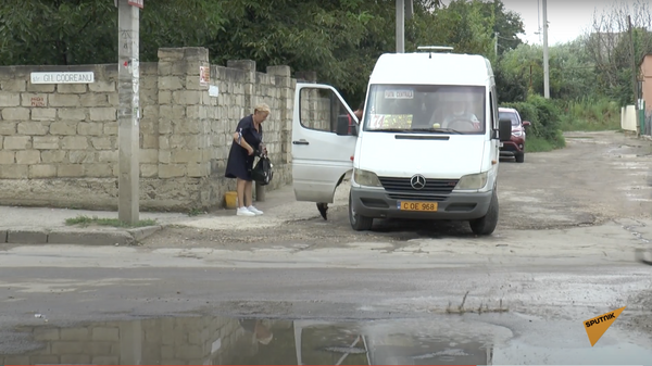 Fără microbuze în Capitală: Decizie controversată
 - Sputnik Moldova