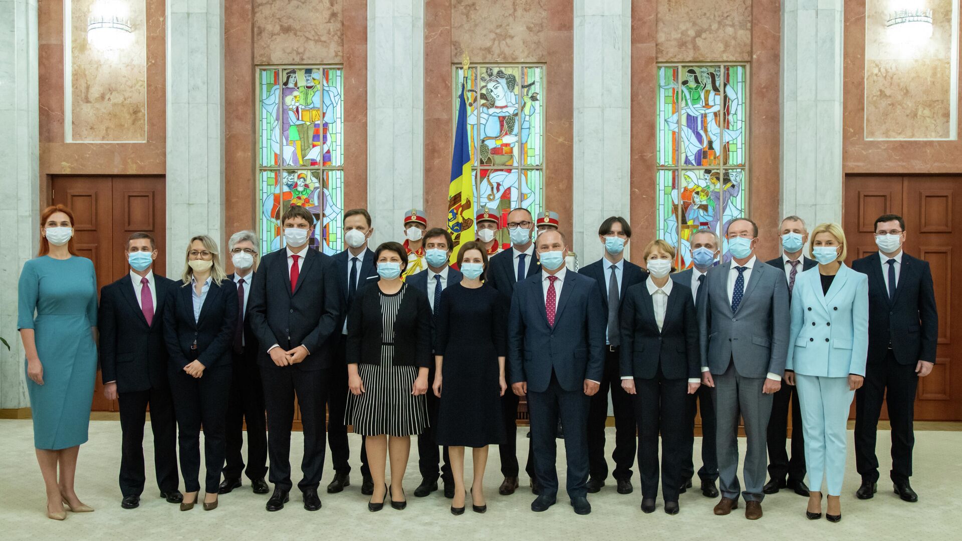 Премьер-министр и члены нового правительства Молдовы приняли присягу - Sputnik Moldova, 1920, 06.08.2021