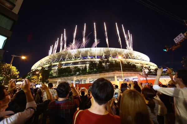 Салют на торжественной церемонии закрытия XXXII летних Олимпийских игр в Токио - Sputnik Moldova-România