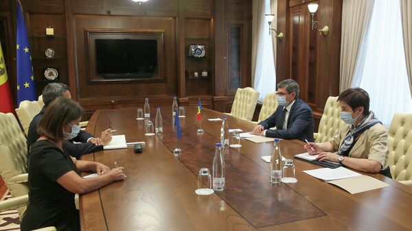 Спикер парламента Игорь Гросу встретился с представителем Совета Европы Уильямом Массолином - Sputnik Молдова