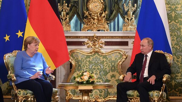Angela Merkel și Vladimir Putin - Sputnik Moldova