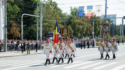 Военный парад в Кишиневе по случаю 30-летия независимости Молдовы 2021