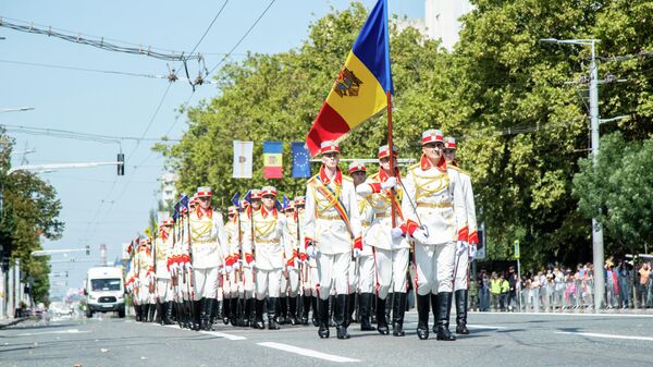 Военный парад в Кишиневе по случаю 30-летия независимости Молдовы 2021 - Sputnik Молдова