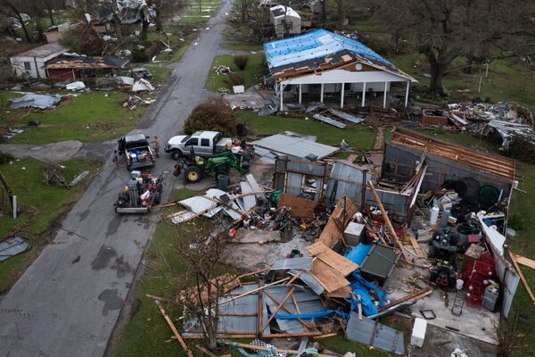Разрушенные дома после урагана Ида в штате Луизиана  - Sputnik Moldova-România