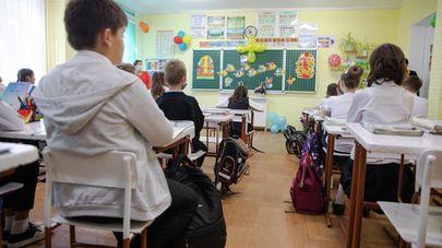 Первое сентября, русский лицей им. Пушкина в Новых Аненах 
