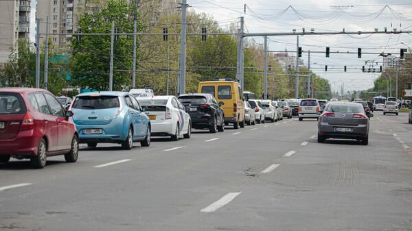 Дорожный налог в Молдове: нужно ли его повышать - Sputnik Молдова