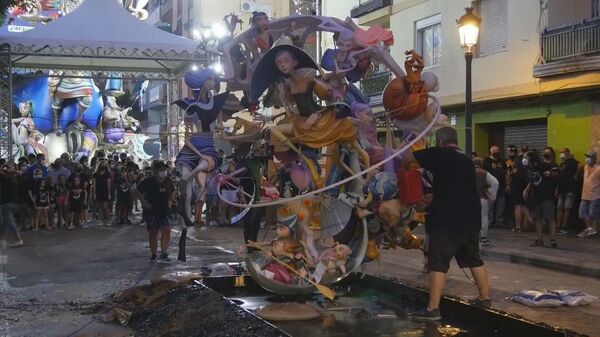 Spain: Traditional 'Las Fallas' festival wraps up in Valencia - Sputnik Moldova-România