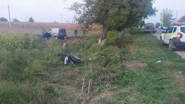 Accident grav în Anenii Noi: Motociclistul minor a murit pe loc  - Sputnik Moldova