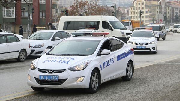 Автомобили полиции на улице Анкары.  - Sputnik Молдова