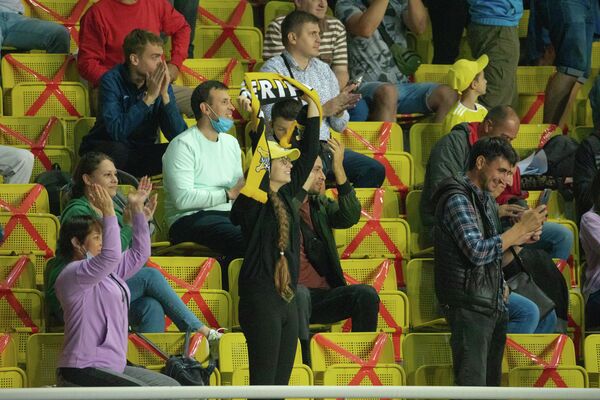 Chiar dacă stadionul era plin doar în proporție de 50 la sută, tribunele și-au făcut simțită prezența. - Sputnik Moldova