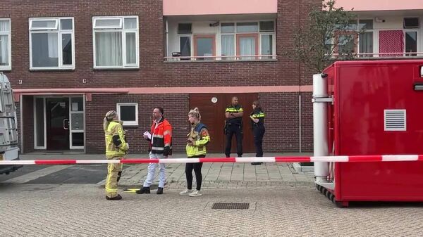 Netherlands: Police arrest man with crossbow after 2 fatally stabbed in Almelo - Sputnik Moldova-România