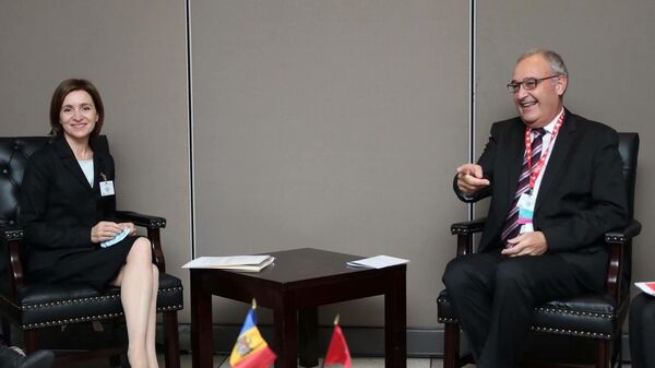 Встреча Майи Санду с главой Швейцарии Ги Пармеленом на 76-й сессии Генассамблеи ООН - Sputnik Молдова
