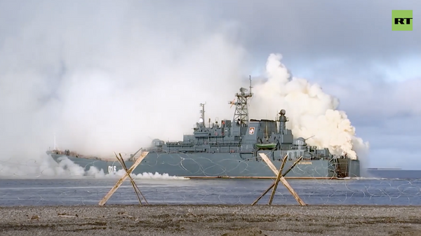 Северный флот провёл тактические учения в море Лаптевых — видео - Sputnik Молдова