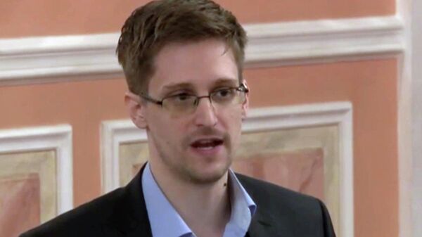  Edward Snowden - Sputnik Moldova