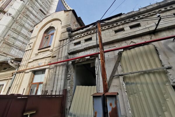 Руины здания в Кишиневе - Sputnik Молдова
