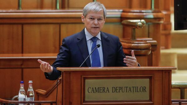 Dacian Cioloș în Parlament - Sputnik Moldova