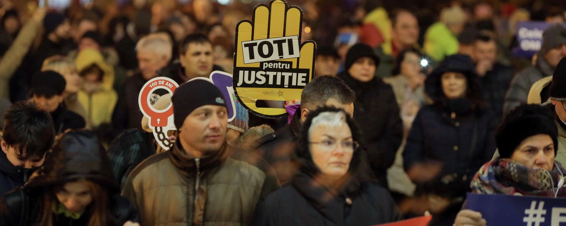 Protestest fata de modificarile aduse legilor justitiei de catre coalitia de guvernare prin OUG 7, in Timisoara, 24 februarie 2019 - Sputnik Moldova-România, 1920, 20.10.2021