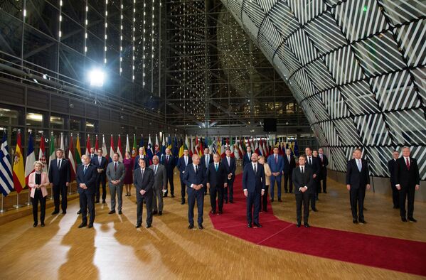 Participanți la summitul UE de la Bruxelles. - Sputnik Moldova-România