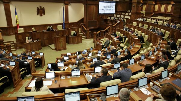 Парламент Молдовы проводит заседание - Sputnik Молдова