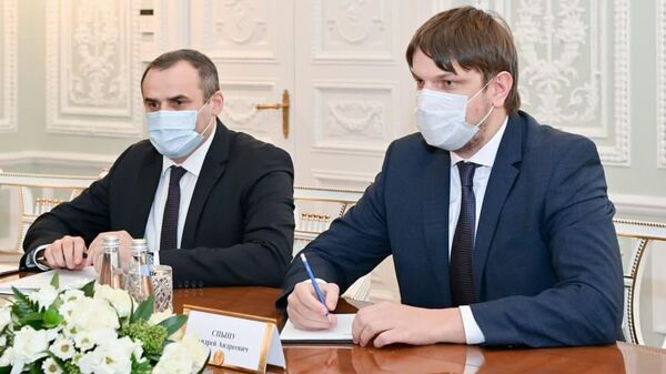 Andrei Spînu și Vadim Ceban la negocierile cu șeful Gazprom - Sputnik Moldova