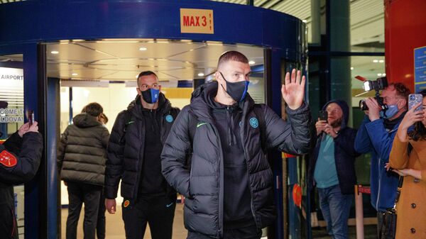 Футболисты Интера отправились из аэропорта Кишинева в Тирасполь - Sputnik Молдова