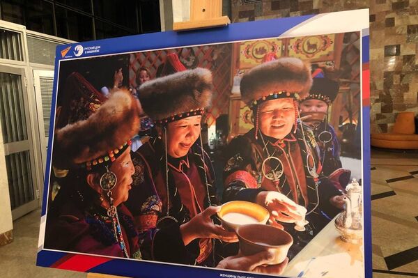 Фотовыставка во Дворце республики по случаю отмечаемого в России Дня народного единства. - Sputnik Молдова
