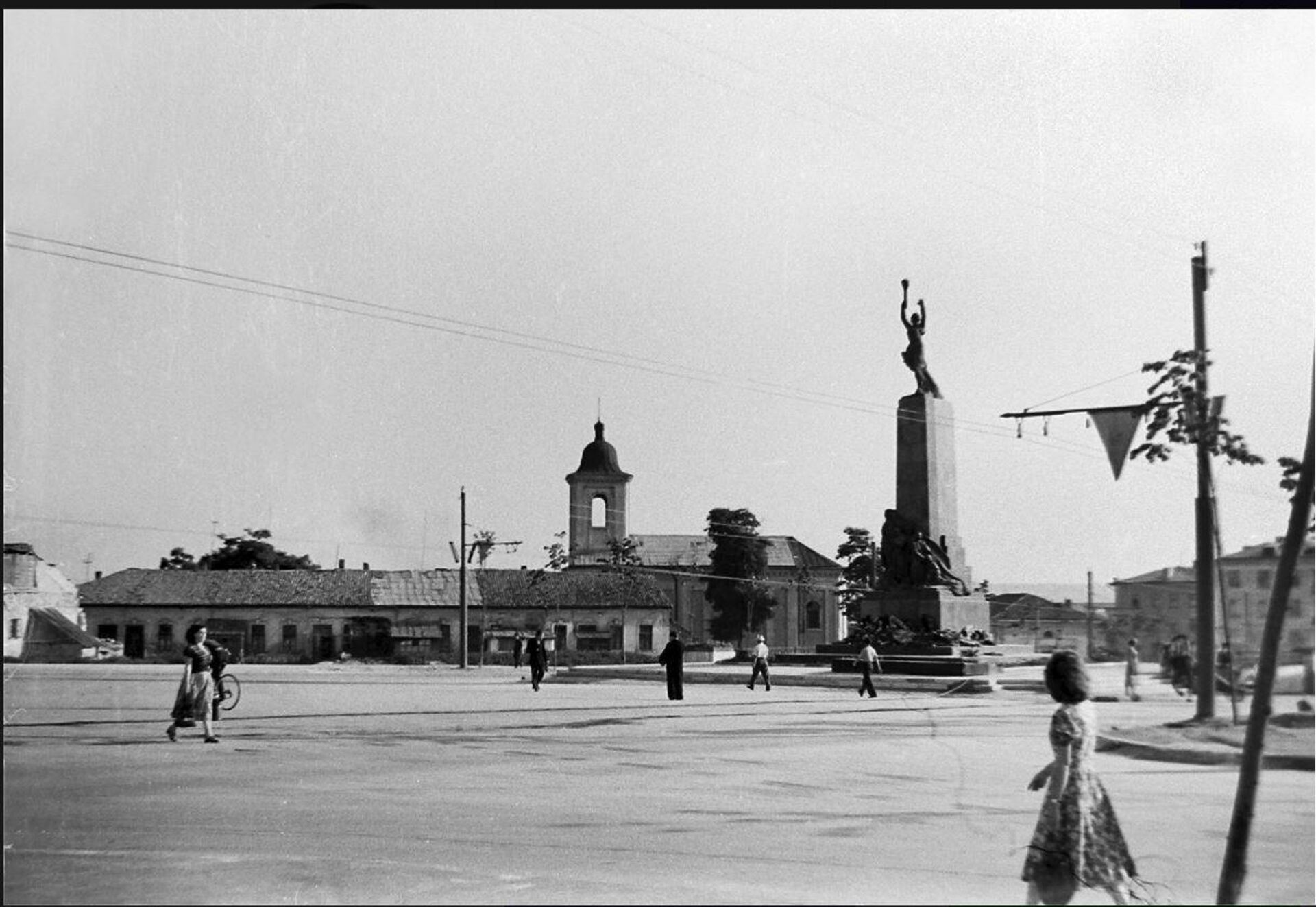 Вид на проспект Молодежи, Кишинев в середине ХХ века.  - Sputnik Молдова, 1920, 13.11.2021