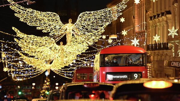 Lumini de Crăciun pe străzile din Londra - Sputnik Moldova