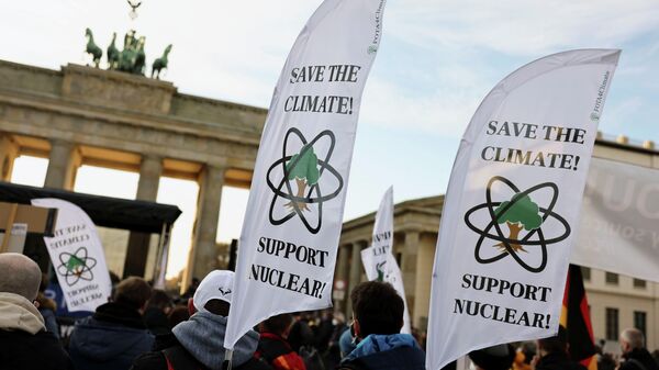 Митинг в защиту климата и атомной энергетики в Берлине - Sputnik Молдова
