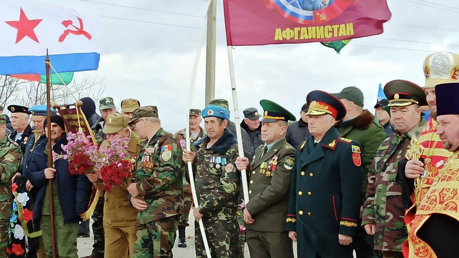 В торжественной церемонии приняли участие ветераны из 4-х районов республики - Sputnik Молдова, 1920, 22.11.2021
