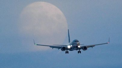 Самолёты в аэропорту Новосибирска