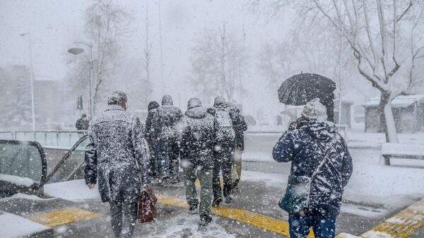 Сильный снегопад в Стамбуле  - Sputnik Moldova