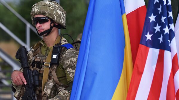 Militar la exerciții comune Ucraina - NATO - Sputnik Moldova