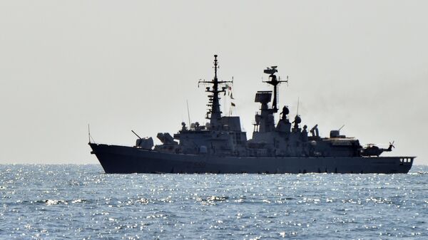 Корабль во время парада сил ВМФ Украины на праздновании 30-летия независимости Украины. - Sputnik Moldova-România