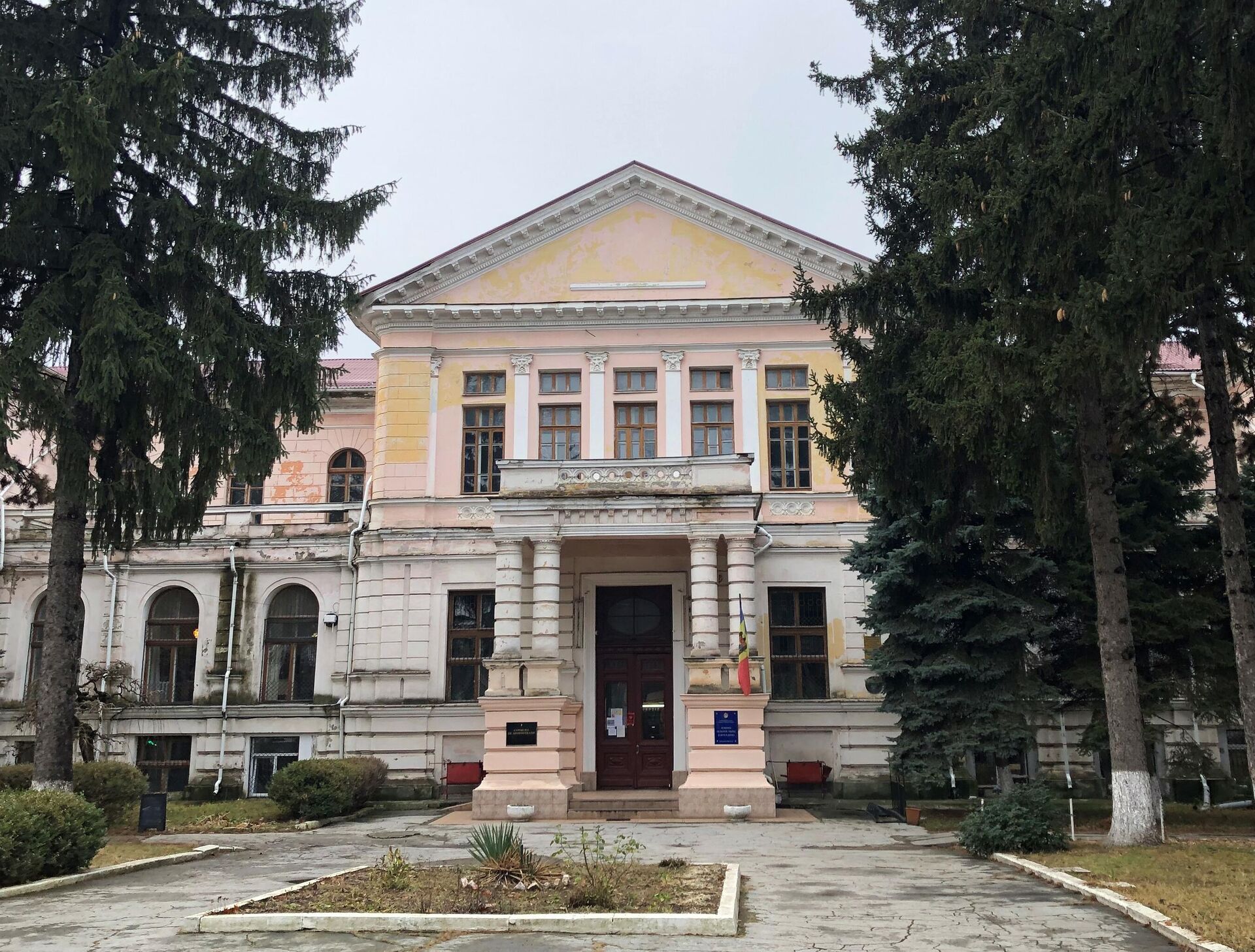 В этом кишиневском особняке была провозглашена первая Молдавская республика - Sputnik Молдова, 1920, 12.12.2021