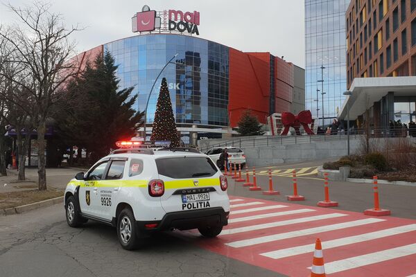 Сообщение о бомбе в торговом центре в Кишиневе - Sputnik Молдова