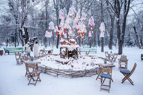 Imagini de poveste surprinse în parcul centrul din Capitală - Sputnik Moldova